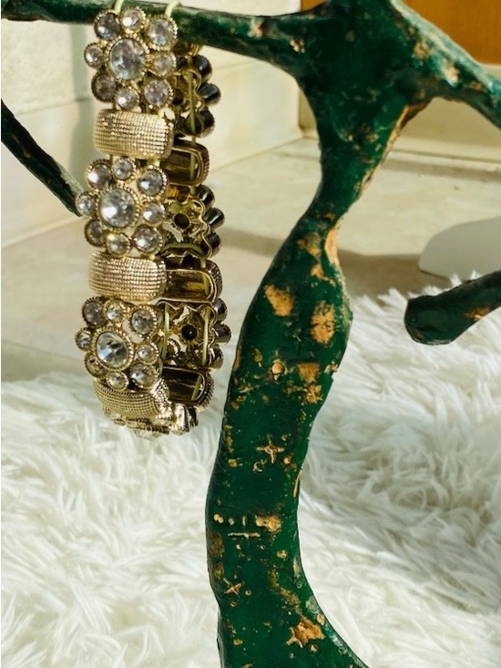 Rmn Jewelry - RMN Gold Tone Rhinestone Stretch Bracelet Floral Crystal Statement Bracelet